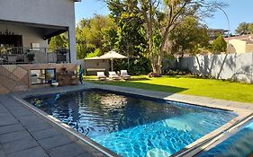 Safari Villa Botique Hotel